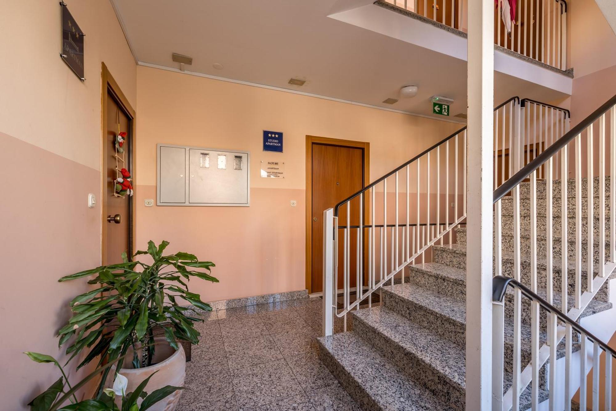 Noemi Luxury Apartment 索林 外观 照片